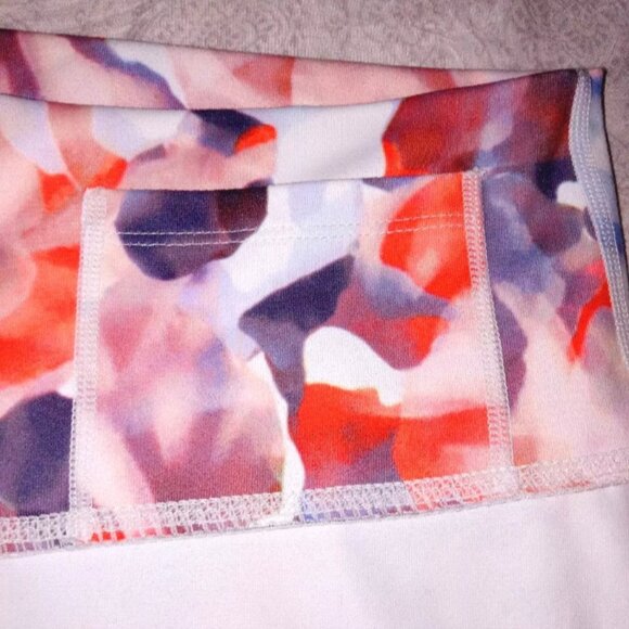 Fabletics Define Powerhold Legging High Waist Daydream Floral Print Size Large - Picture 10 of 10